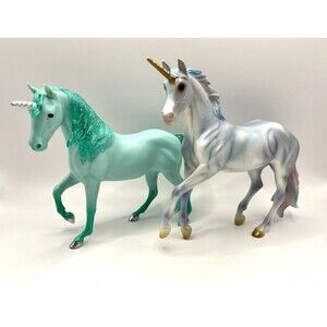 Breyer Paddock Pals Scented Green Unicorn + Serendipity Magical Unicorn Lot Of 2